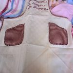 Grembiuli ricamati donna