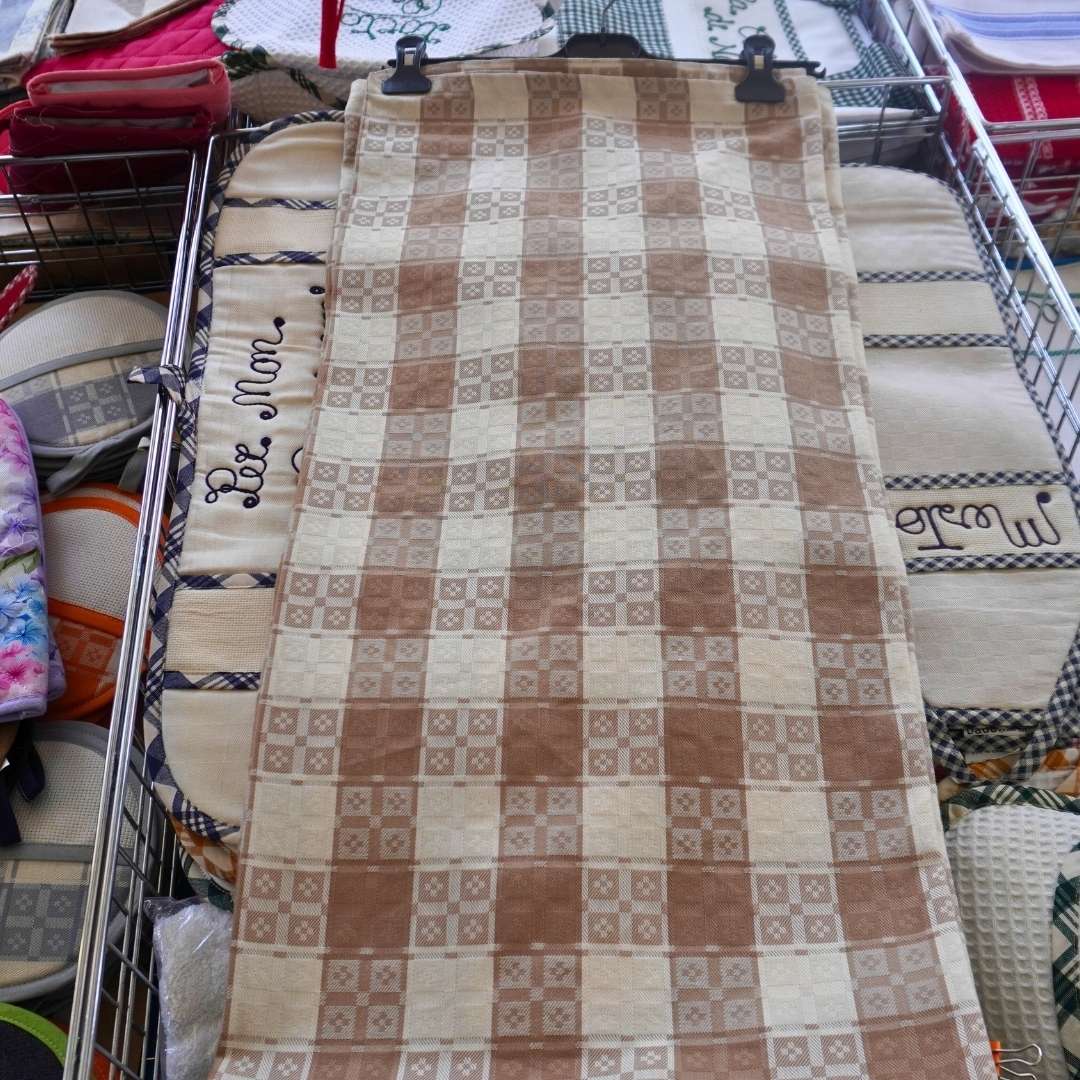 Trczzone Tovaglia Quadrata A Quadri Beige E Marrone 178x178 Cm – Tessuto Resistente E Antimacchia Per Cucina E Giardino